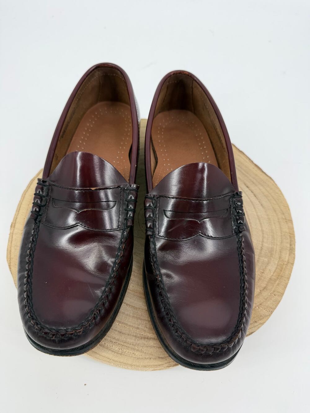 G.H. Bass Weejuns Penny Loafers SZ 10 Brown Burgundy Leather Preppy Classic